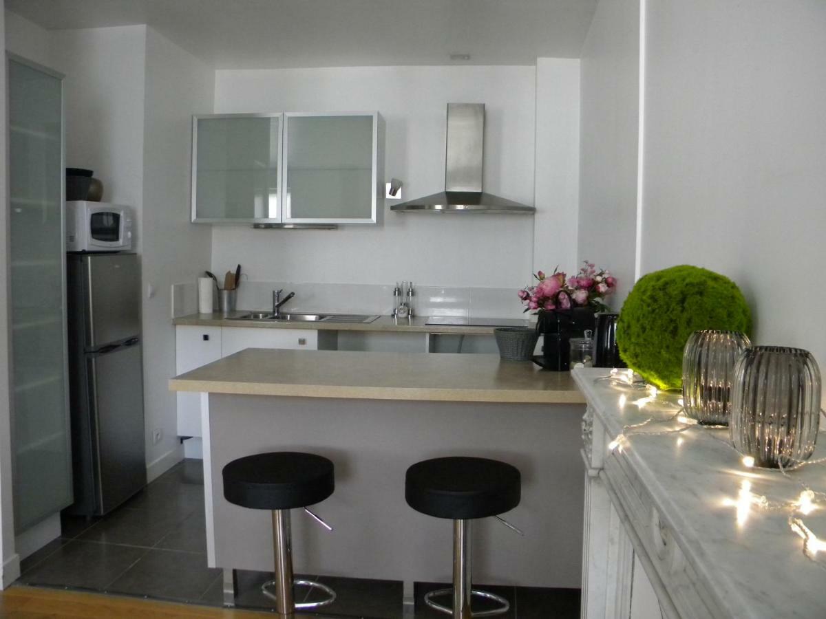 Les Chanceliers Duplex Apartment Бон Екстериор снимка